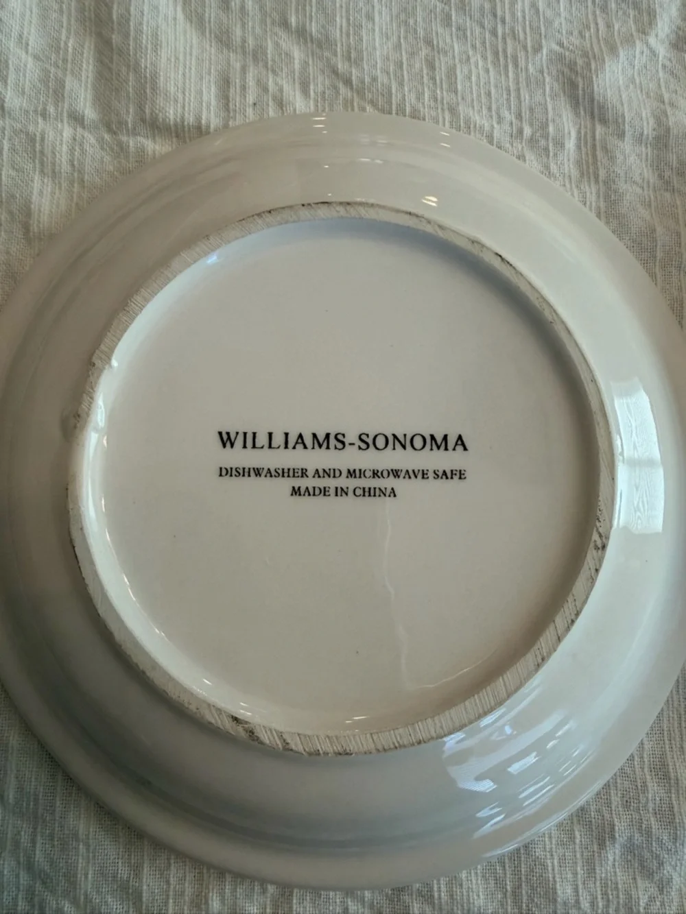 Williams Sonoma Cheers 6 White Ceramic cheers desert 6” plates